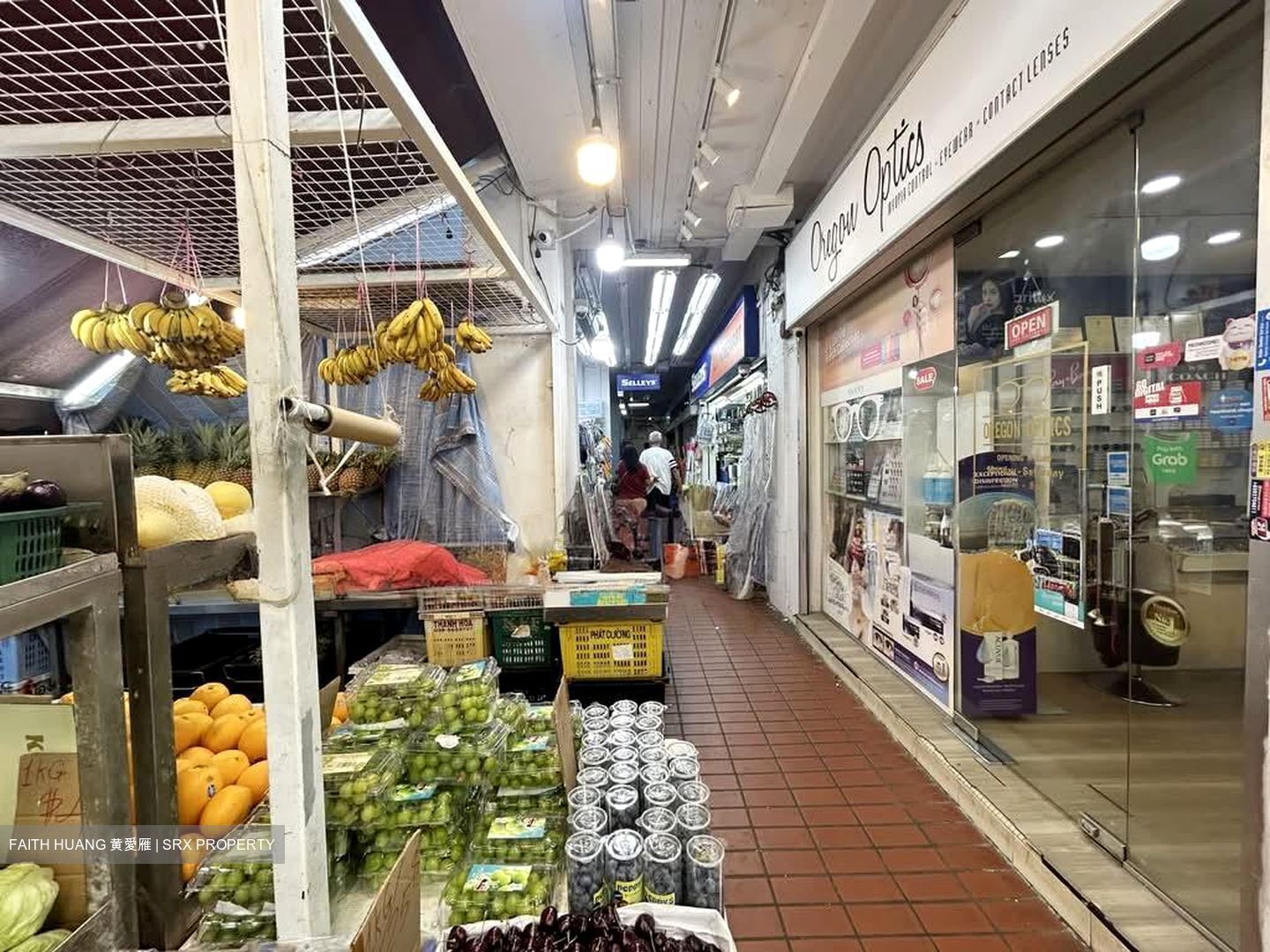 Hougang Avenue 1 (D19), Shop House #589187451